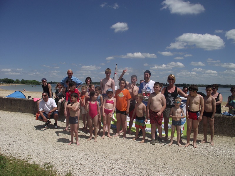 Photo de groupe avec les enfants